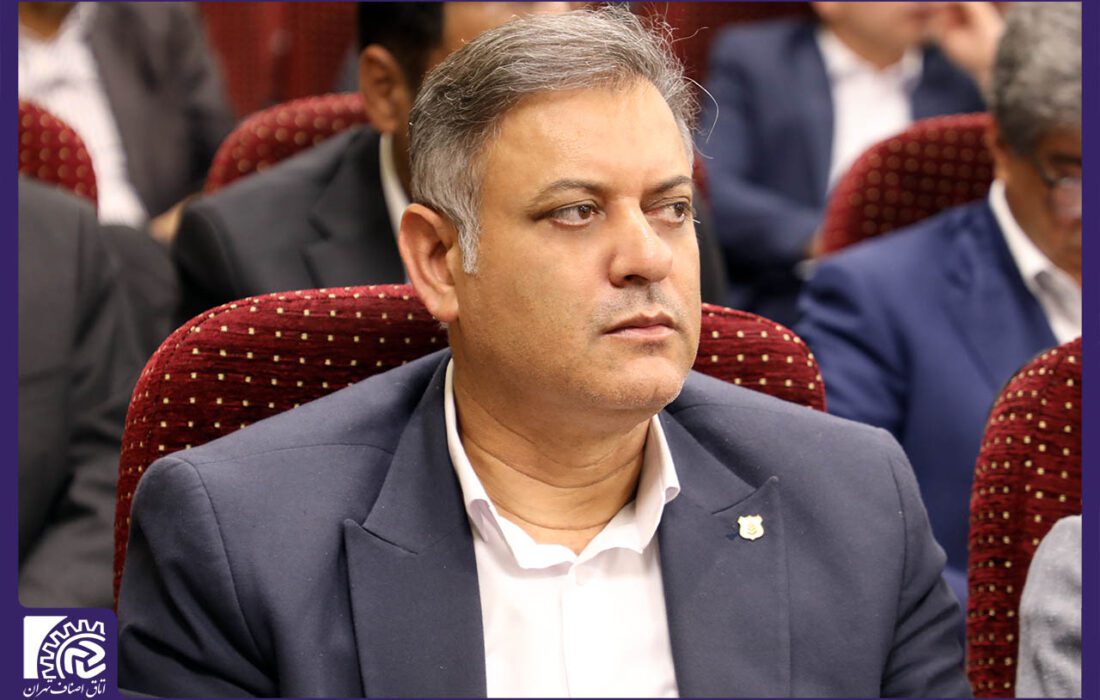 رئیس اتحادیه صنف بنکداران مواد غذایی تهران: قیمت حبوبات پایان مرداد کاهشی می‎شود/ بازار روند عادی خود را طی می‎کند