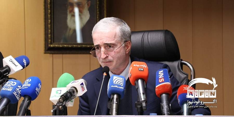 رئیس اتاق اصناف تهران: مردم افزایش قیمت حبوبات را به اتاق اصناف گزارش دهند/در خصوص تامین آرد و نان مشکلی نداریم