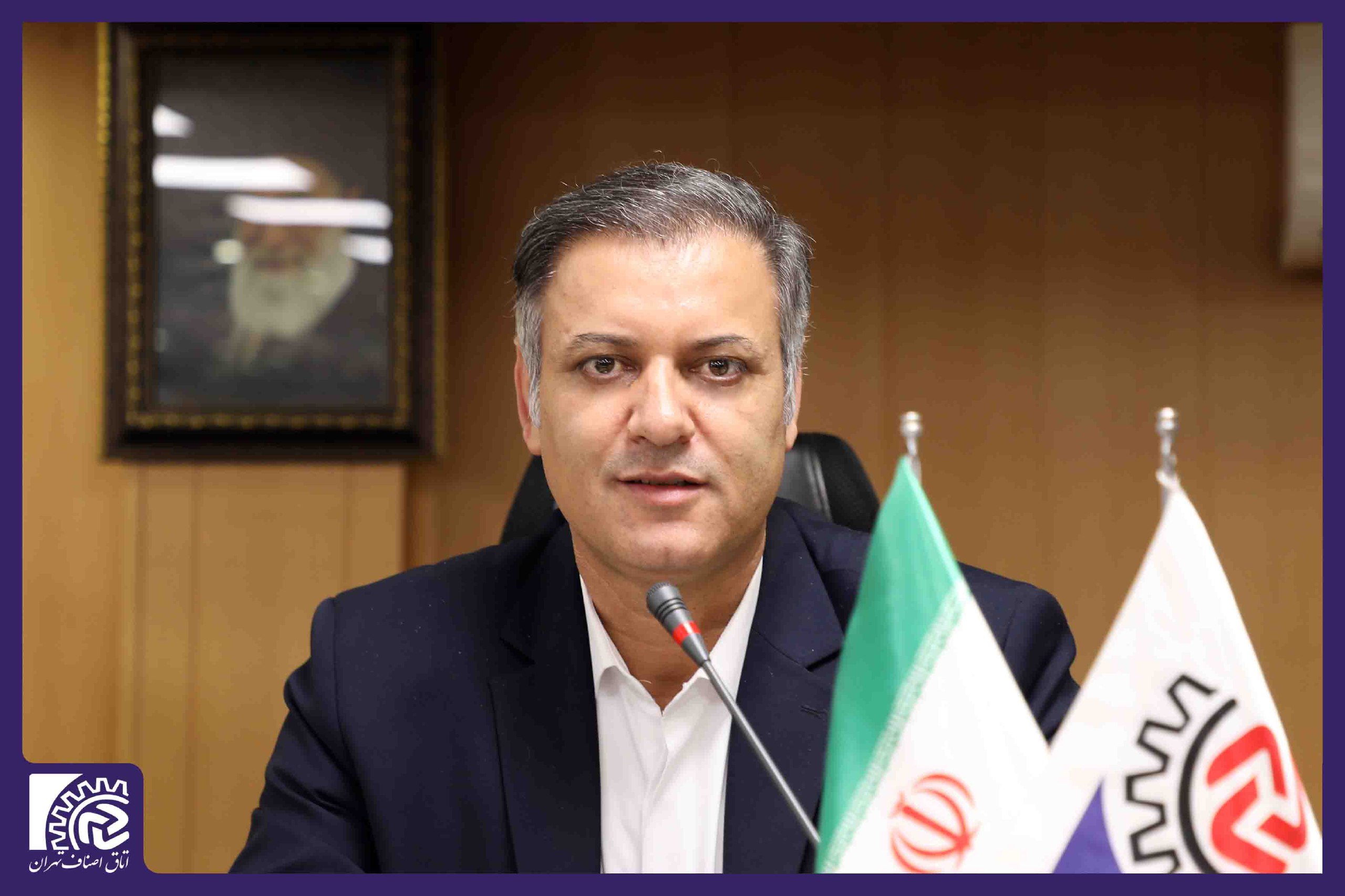 رئیس اتحادیه صنف بنکداران مواد غذایی تهران تاکید کرد: ضرورت تغییرات ساختاری در سیاستهای تنظیم بازار/ فروش دوگانه کالاهای اساسی؛ پشت پرده افزایش افسارگسیخته قیمتها