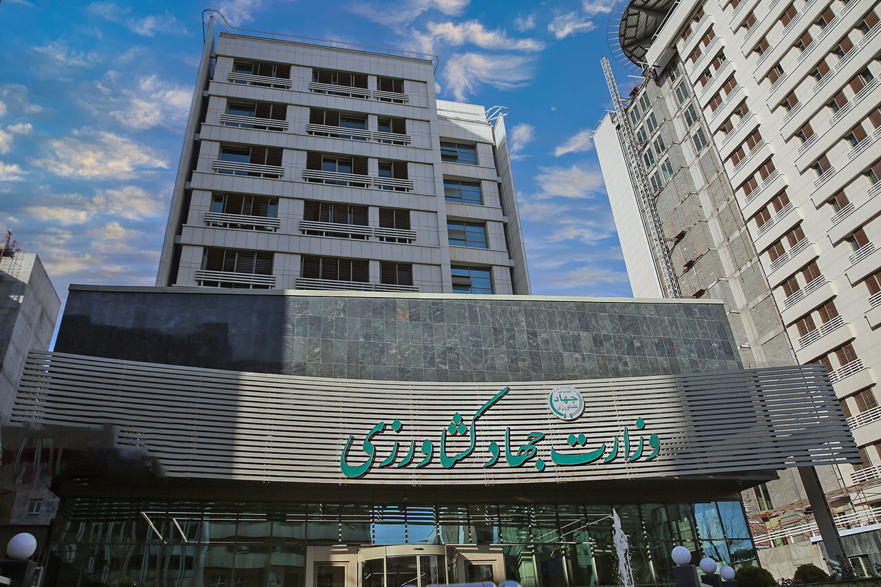 سقف قیمت ارزی کالاهای اساسی برای اردیبهشت ۱۴۰۴ اعلام شد